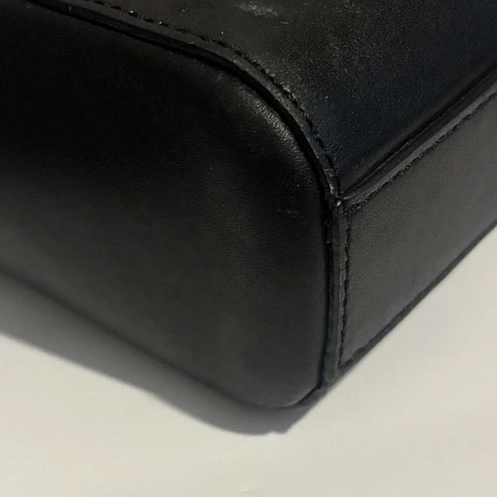 Gucci Beige and Black Briefcase - Picture 9 of 16